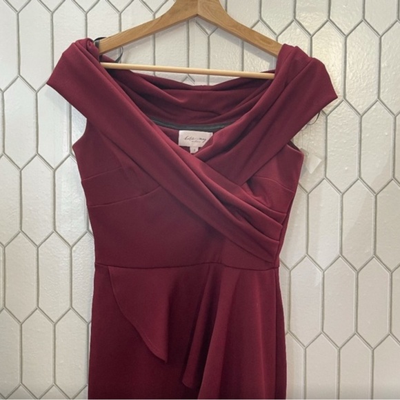 KATIE MAY Hit the Mark Gown in burgundy.  Size Small - Picture 4 of 7